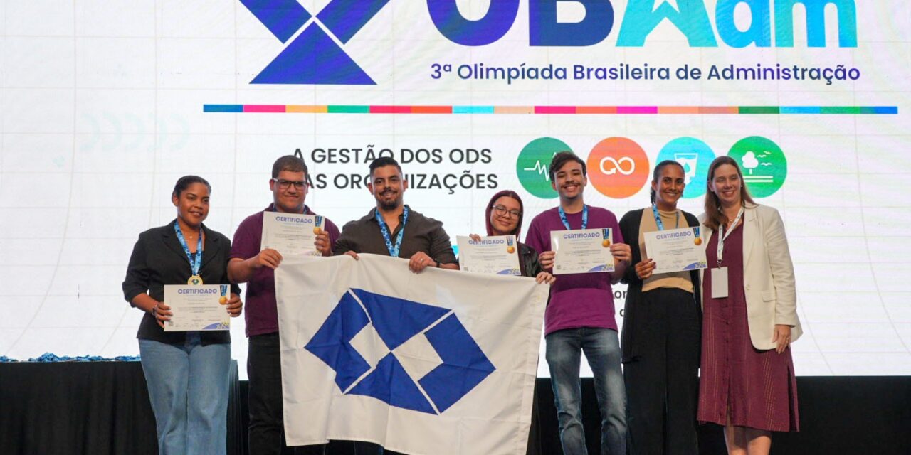 Fundação Cecierj tem alunos premiados na Olimpíada Brasileira de Administração durante o ENCAD 2026